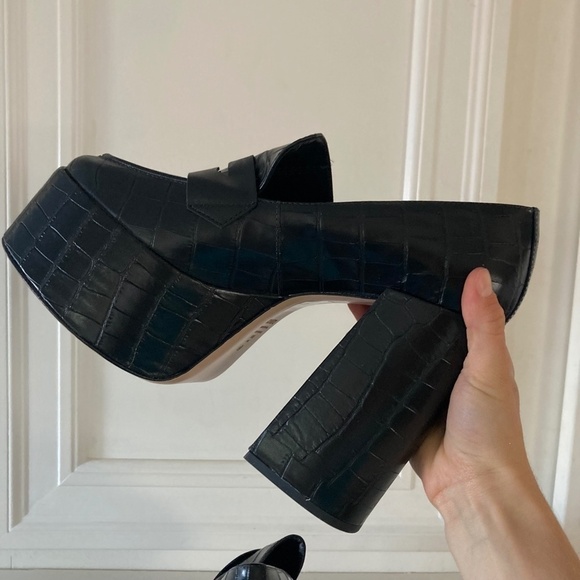NWOT Schutz Free People Viola Black Leather Crocodile Print Platforms Sz 10 - Picture 7 of 9